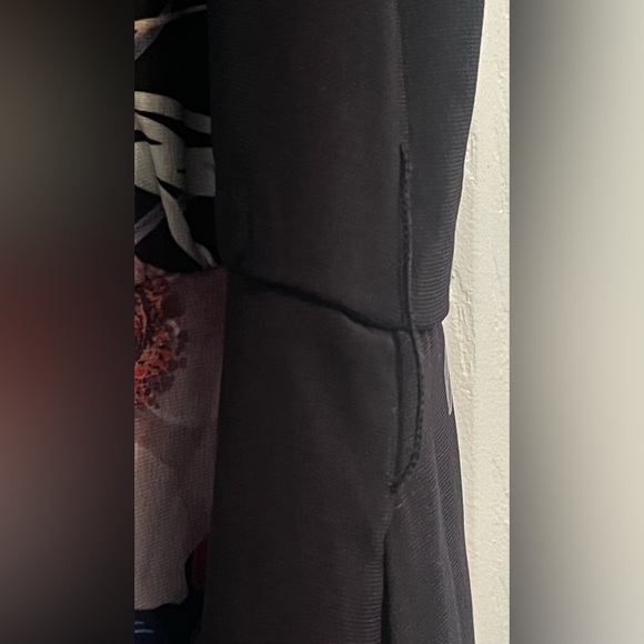 Ted Baker Trinni Jamboree Midi Floral V-Neck Flare Hem Dress - Picture 4 of 8